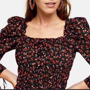 Topshop Ditsy Black Ruched Prairie Blouse Floral - Size 4